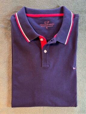 Vineyard Vines Cotton/Spandex Blend R/W/B Polo, Size: XL. (6428)